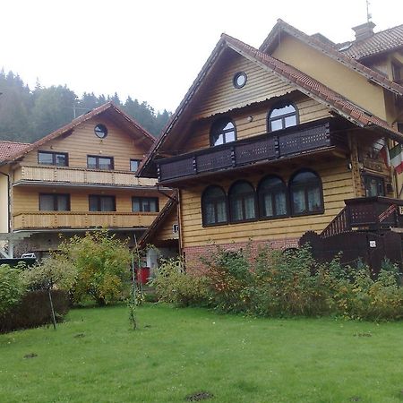 ヴィスワ Gosciniec Wenecja Bed & Breakfast エクステリア 写真